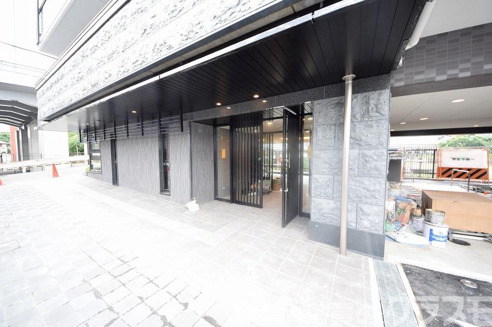 29/30 エントランス