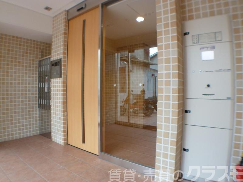 29/30 エントランス