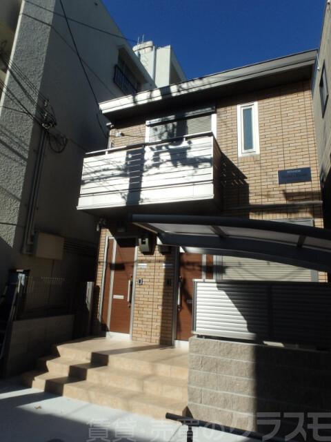 24/30 エントランス