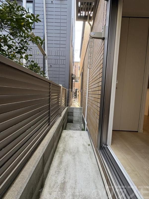 20/30 バルコニー