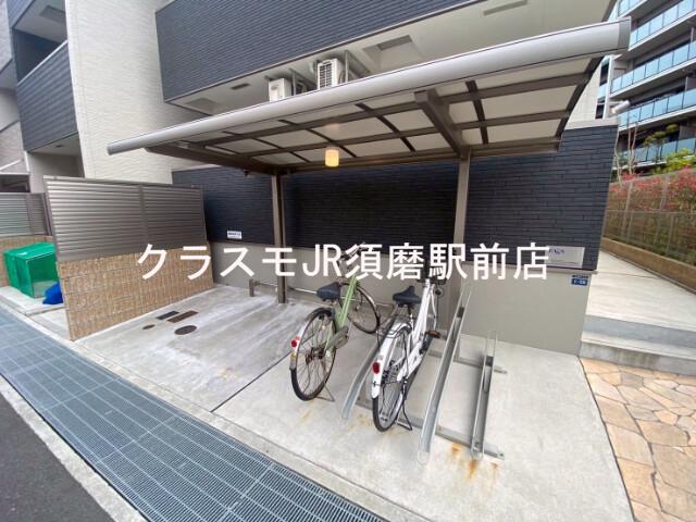2/8 外観
