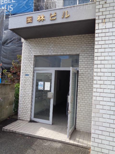 21/25 エントランス