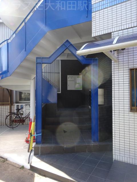 24/27 エントランス