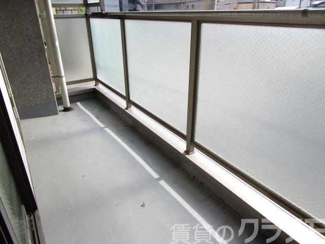 16/27 バルコニー