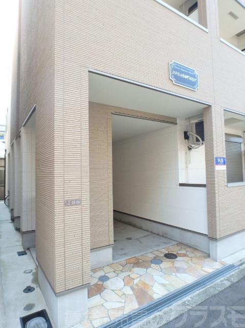 15/24 エントランス