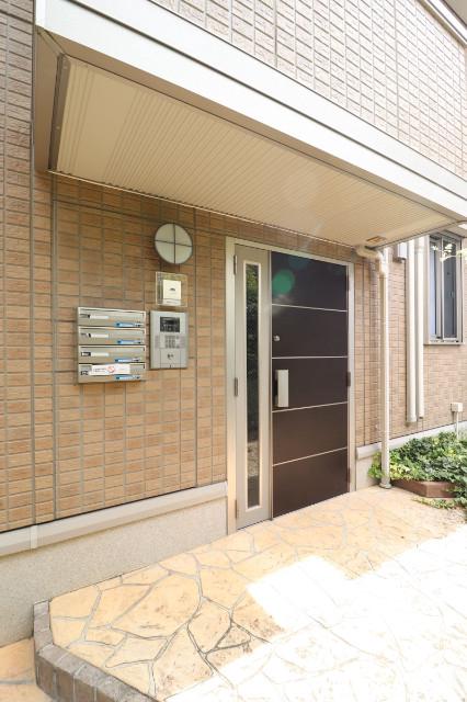 22/30 エントランス