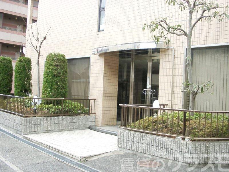 19/24 エントランス