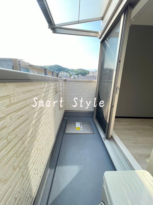 23/30 バルコニー