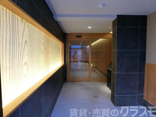 2/4 エントランス