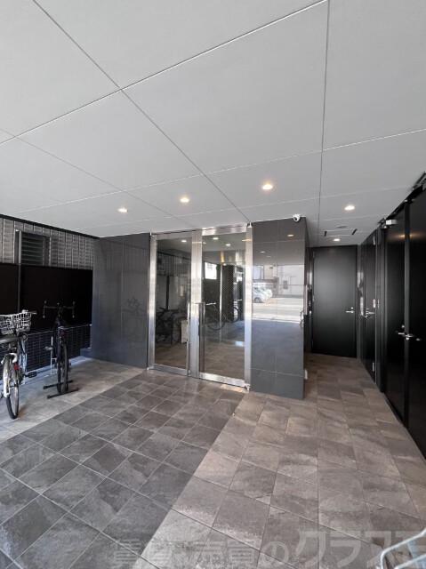 19/29 エントランス