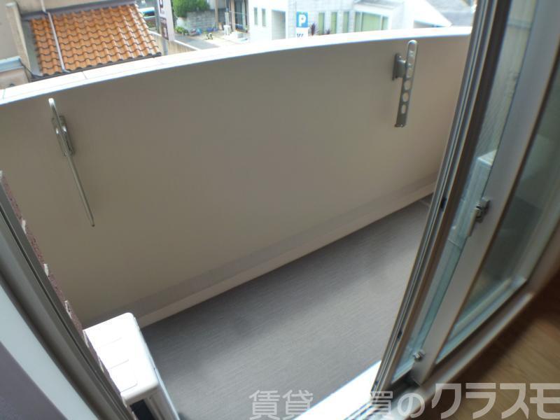 25/30 バルコニー