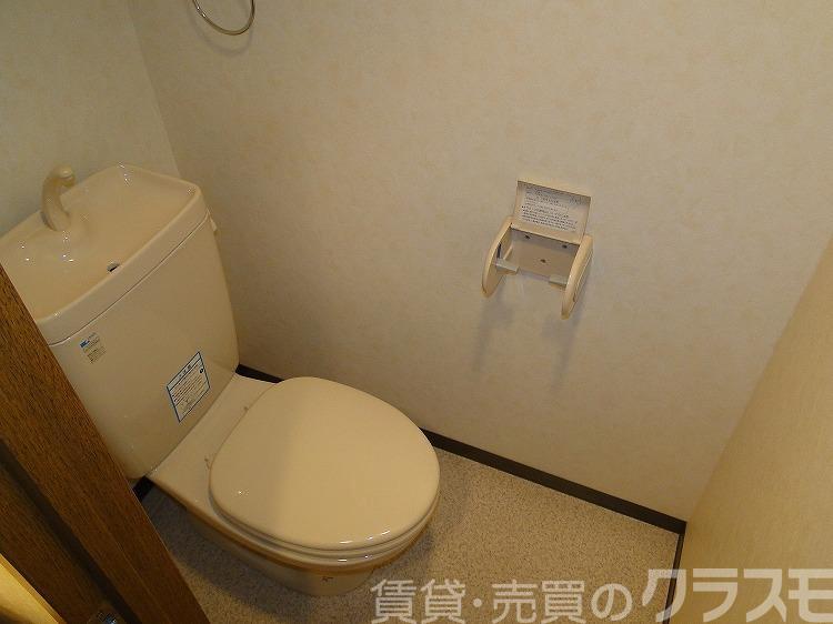 23/30 トイレ