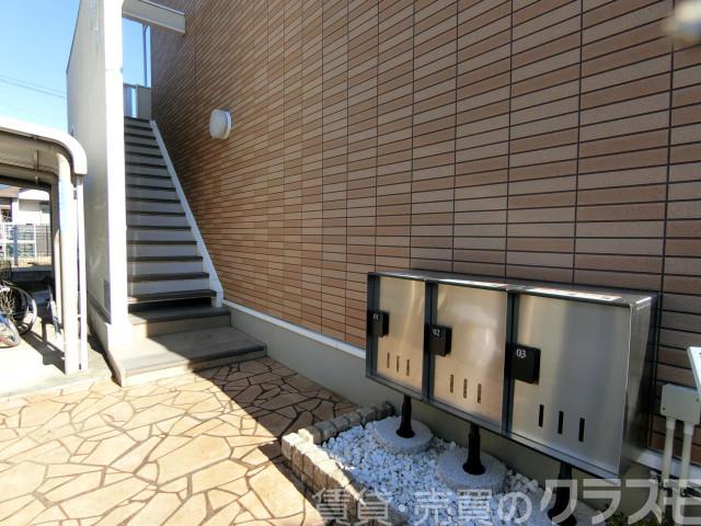 28/30 エントランス