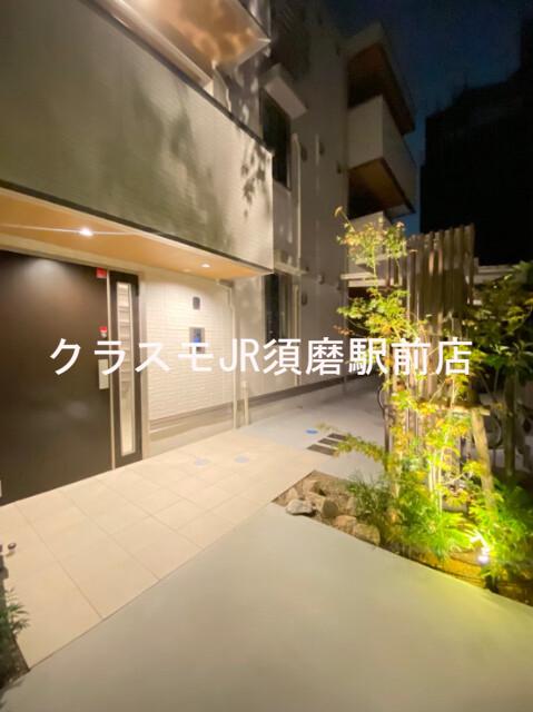 16/26 エントランス