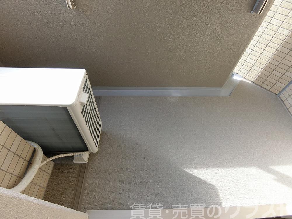 23/30 バルコニー