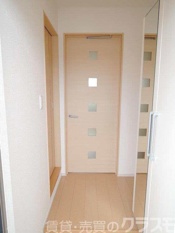 14/30 玄関