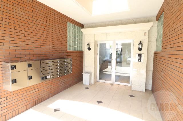 22/30 エントランス