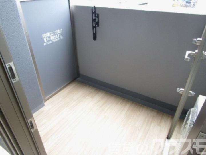 16/27 バルコニー