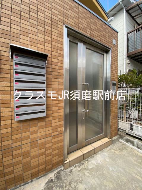 17/26 エントランス