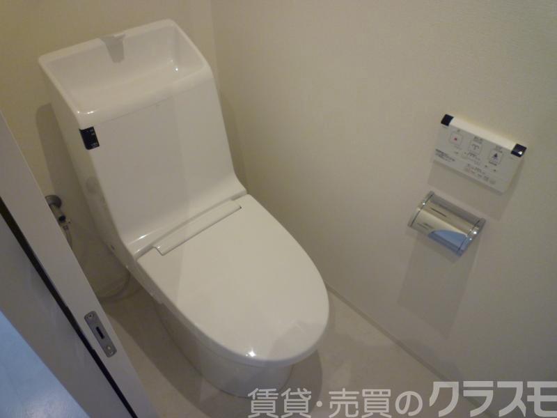 20/30 トイレ