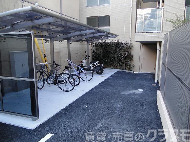 30/30 駐車場