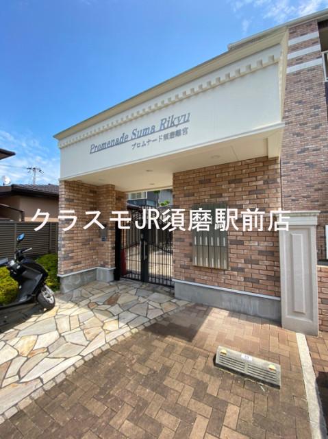 28/30 エントランス