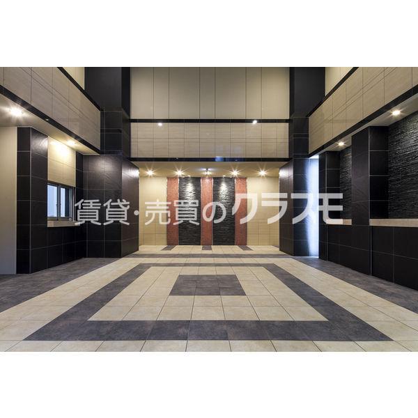 19/29 エントランス