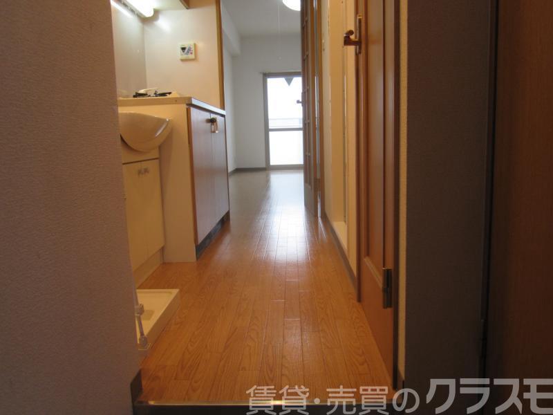 13/30 玄関