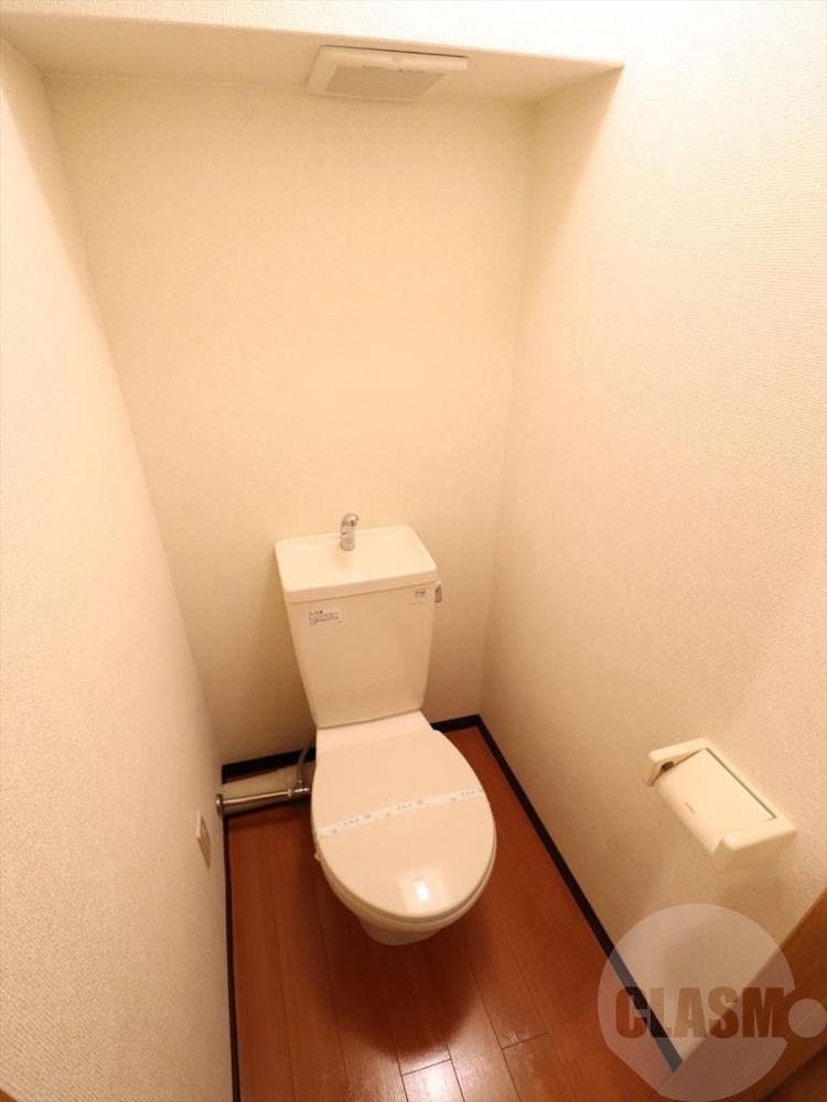 13/30 トイレ