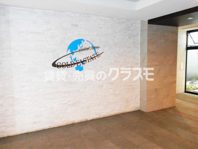 17/23 エントランス