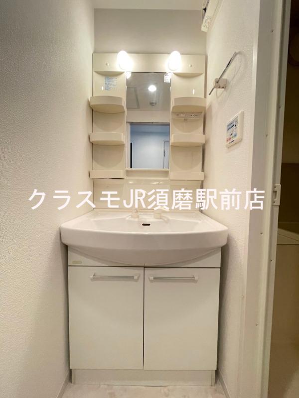 13/30 洗面