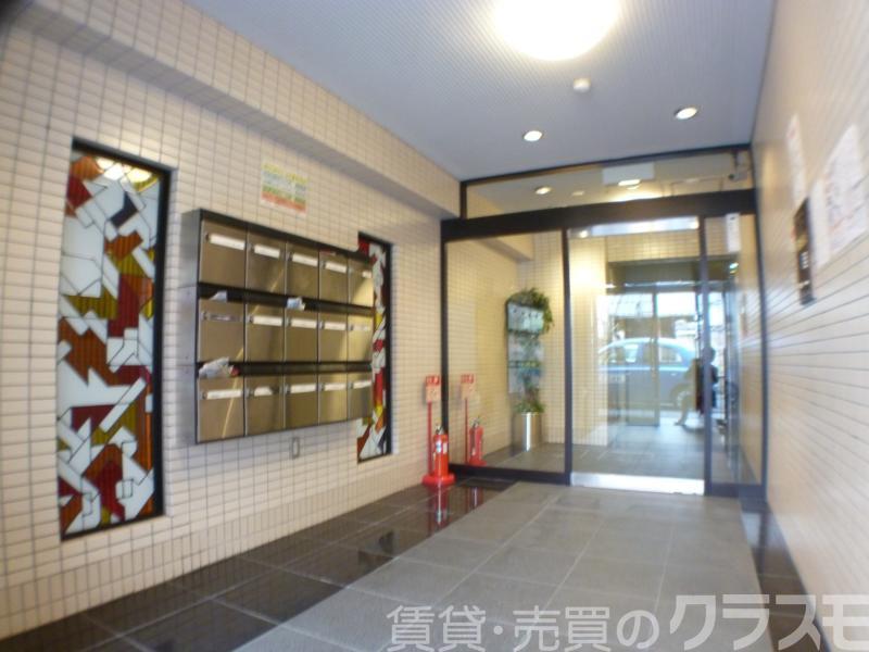 30/30 エントランス