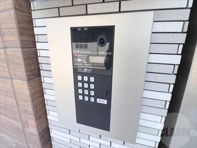 22/30 エントランス