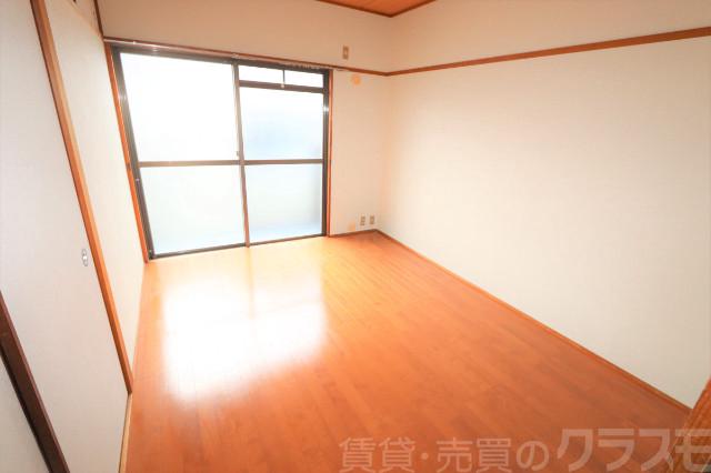 2/5 エントランス