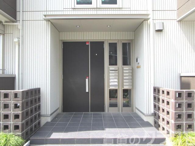 3/8 エントランス