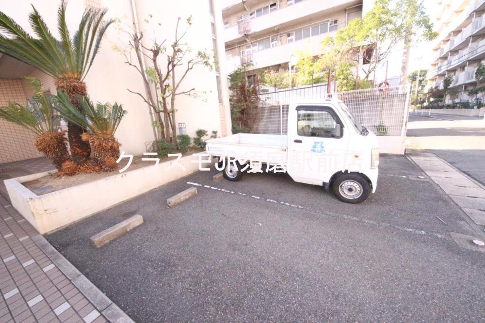 20/30 駐車場