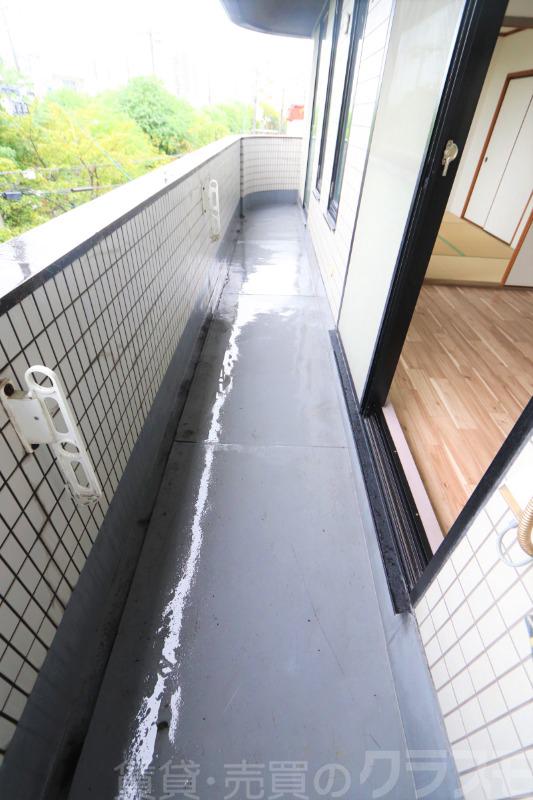 13/22 バルコニー