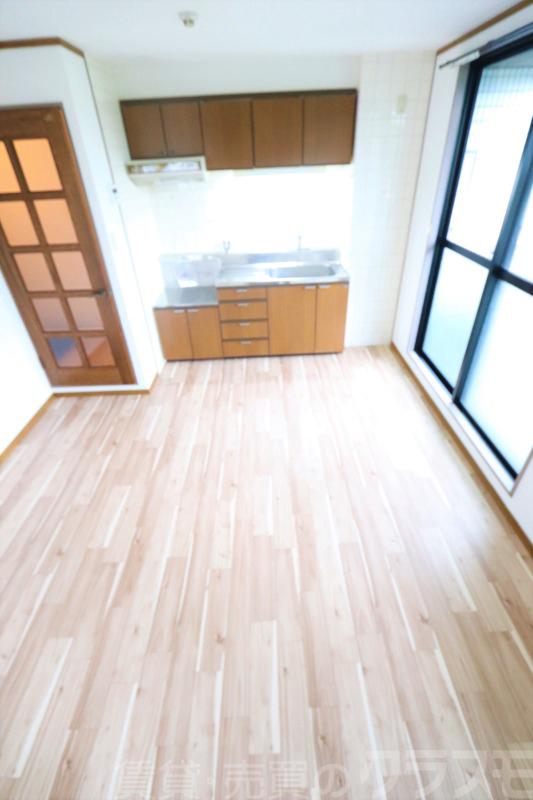 18/22 エントランス