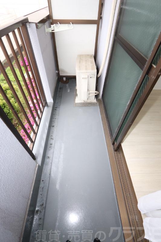 13/19 バルコニー