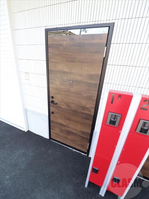 22/30 エントランス