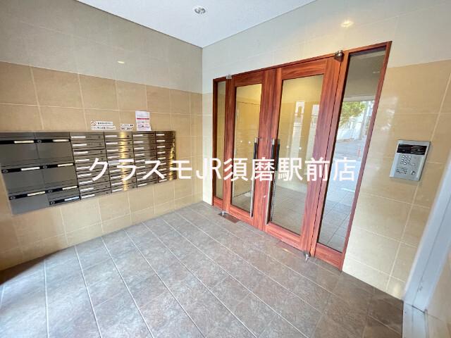 19/29 エントランス