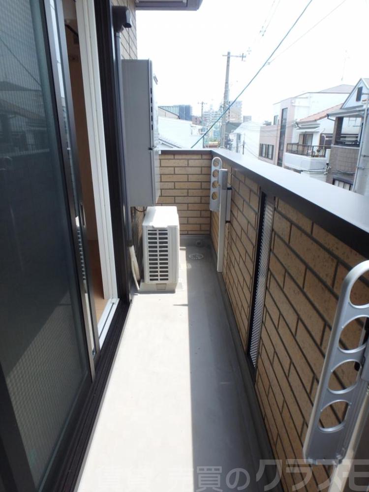 19/28 バルコニー
