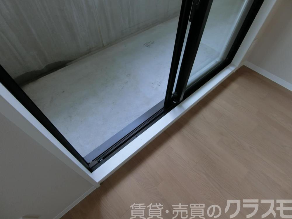 25/30 バルコニー