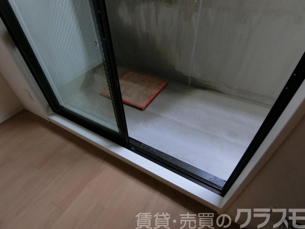 25/30 バルコニー