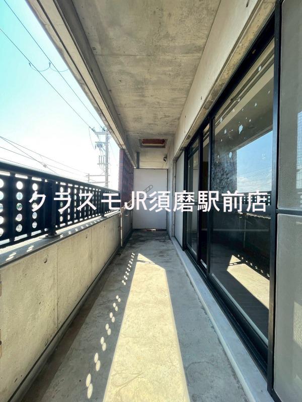 23/30 バルコニー