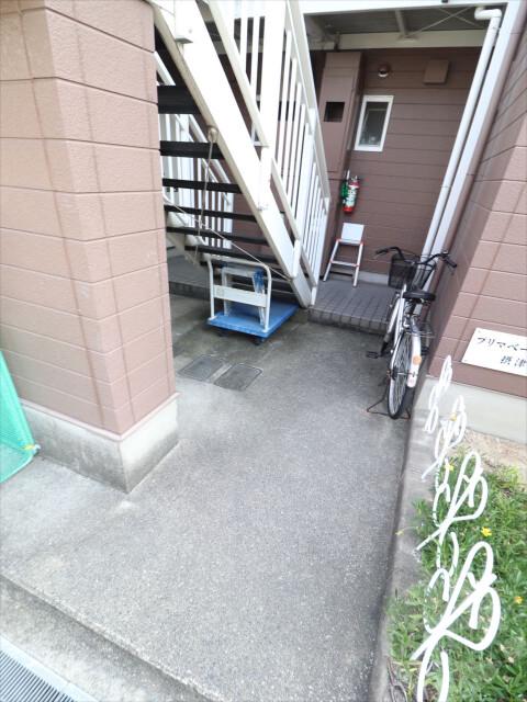 22/30 エントランス