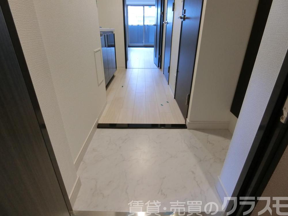 14/30 玄関