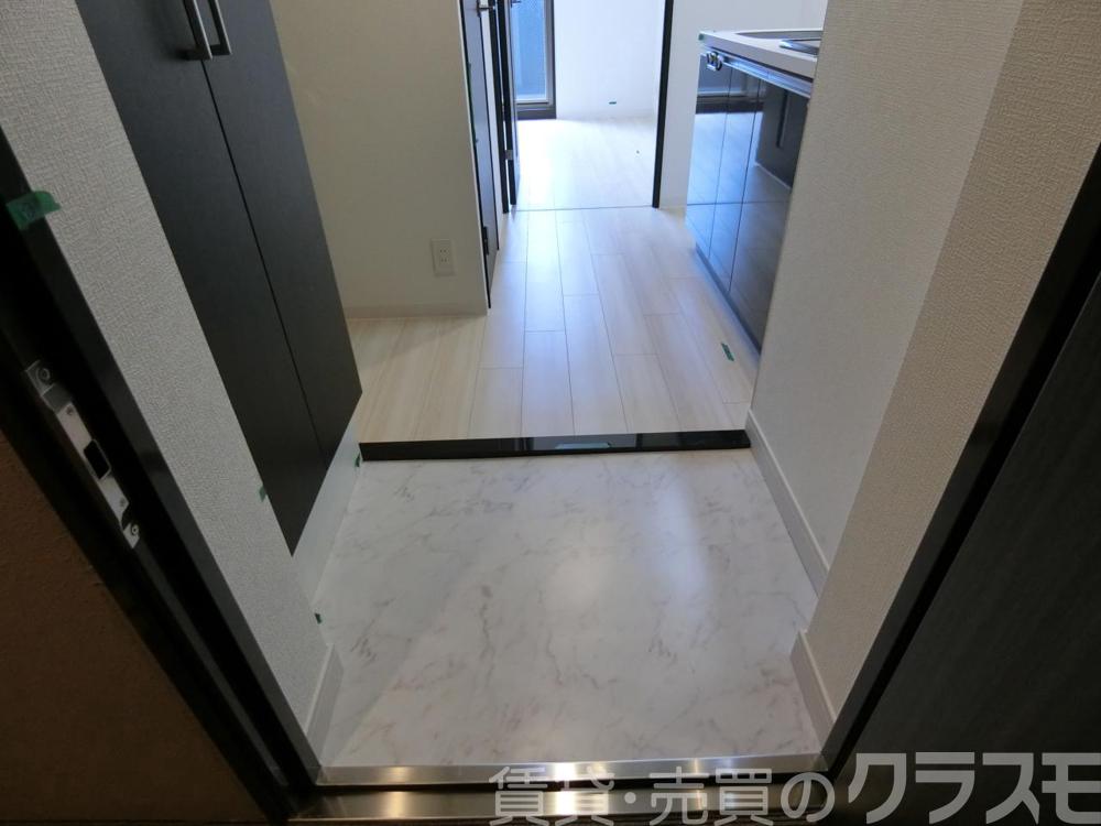 14/30 玄関