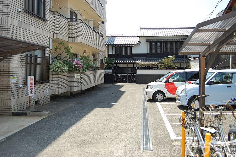 29/30 駐車場