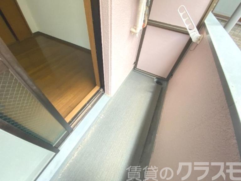 16/27 バルコニー